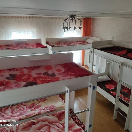 Hostel "Ormanova" Almaty Esterno foto