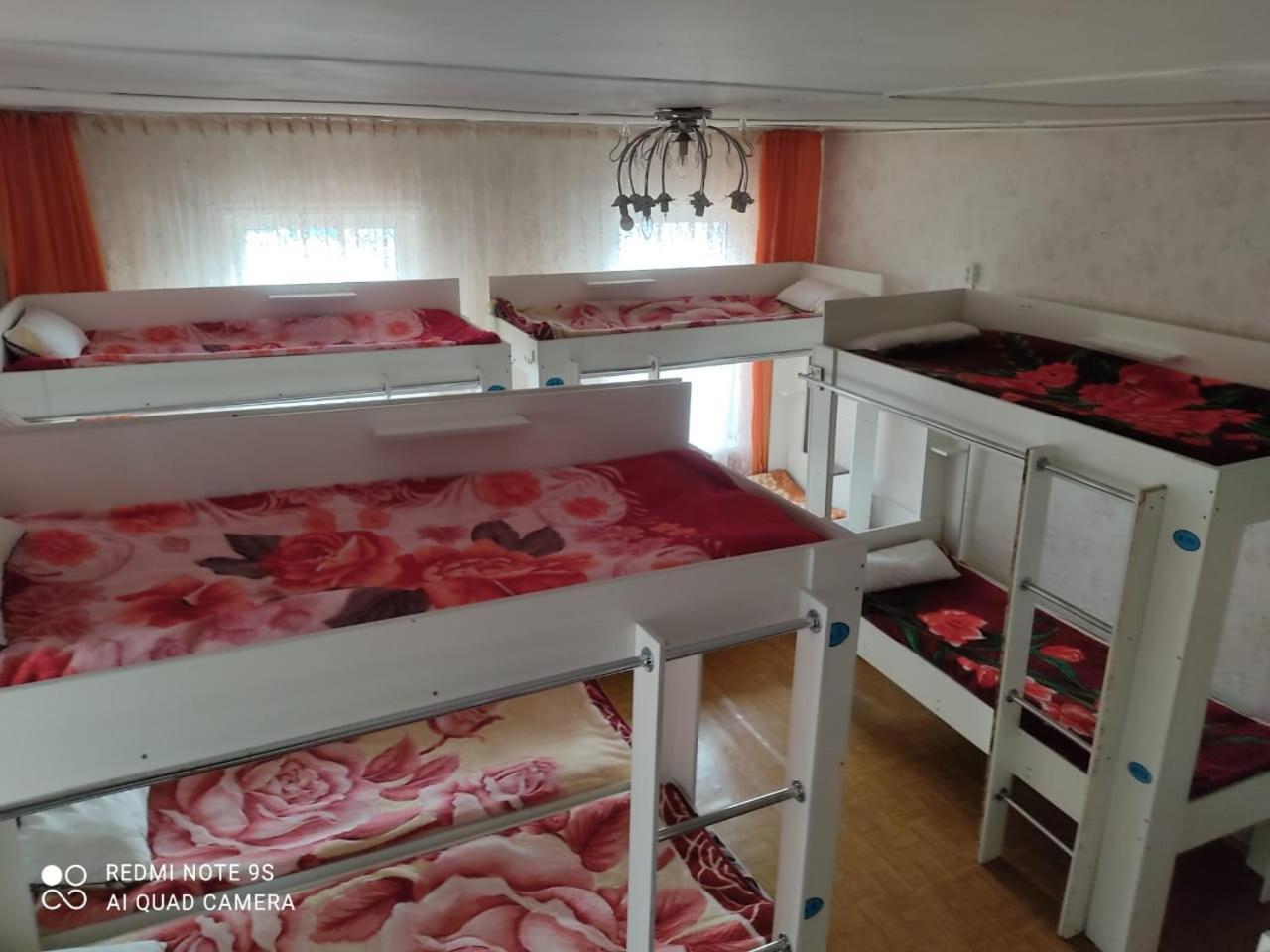 Hostel "Ormanova" Almaty Esterno foto