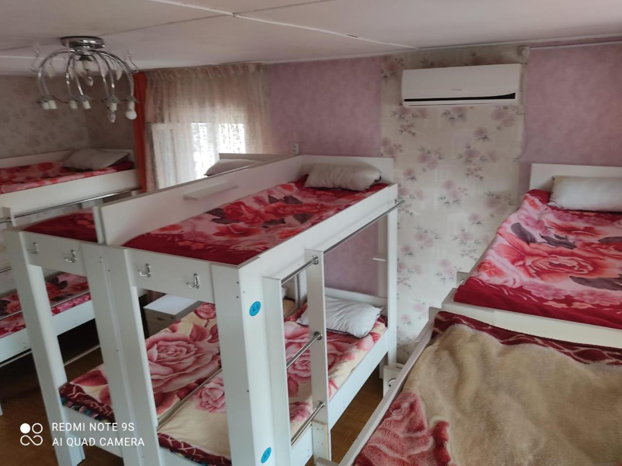 Hostel "Ormanova" Almaty Esterno foto